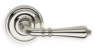 Omnia Traditions (Levers)