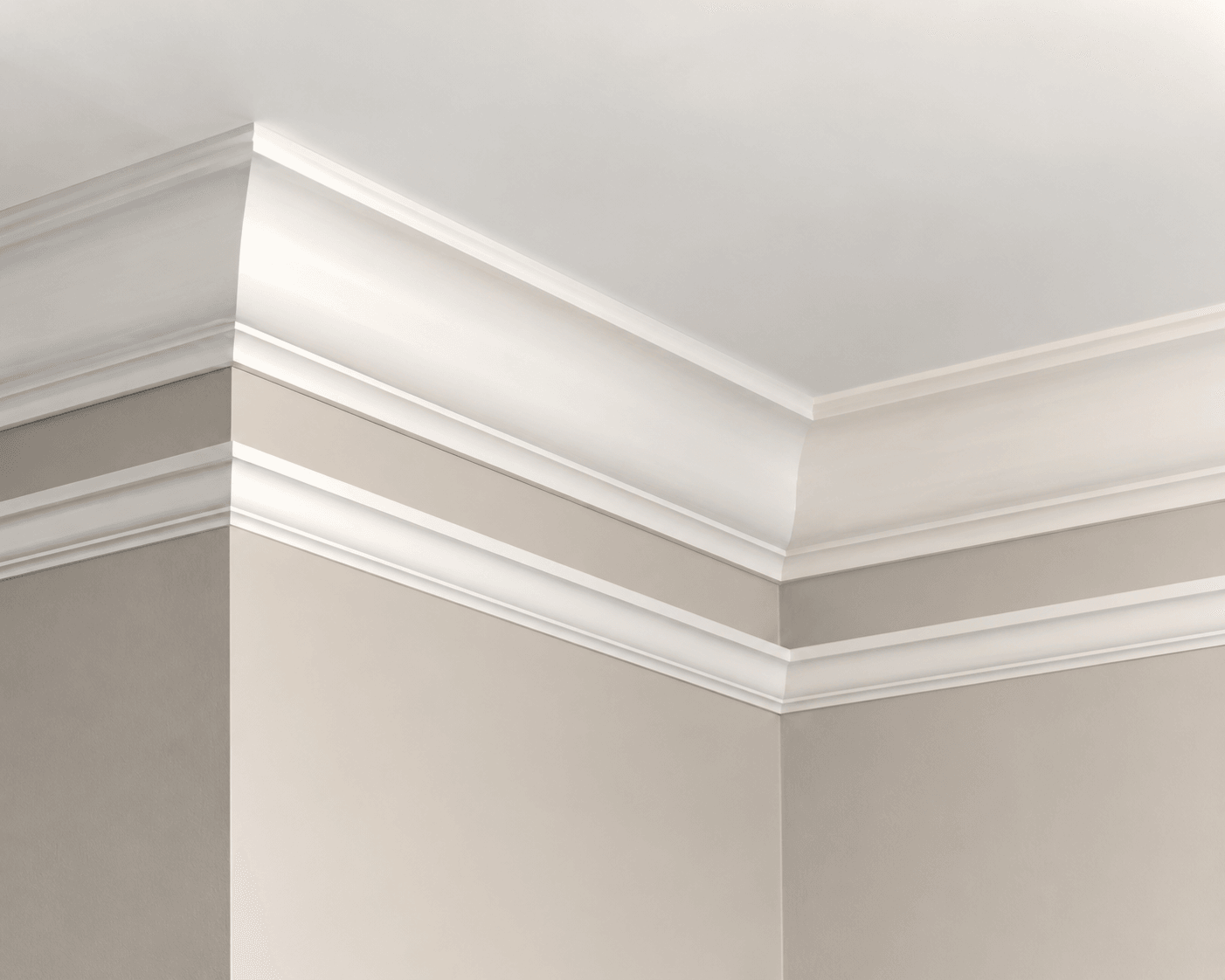 Crown with 1x4 frieze — illustrative design