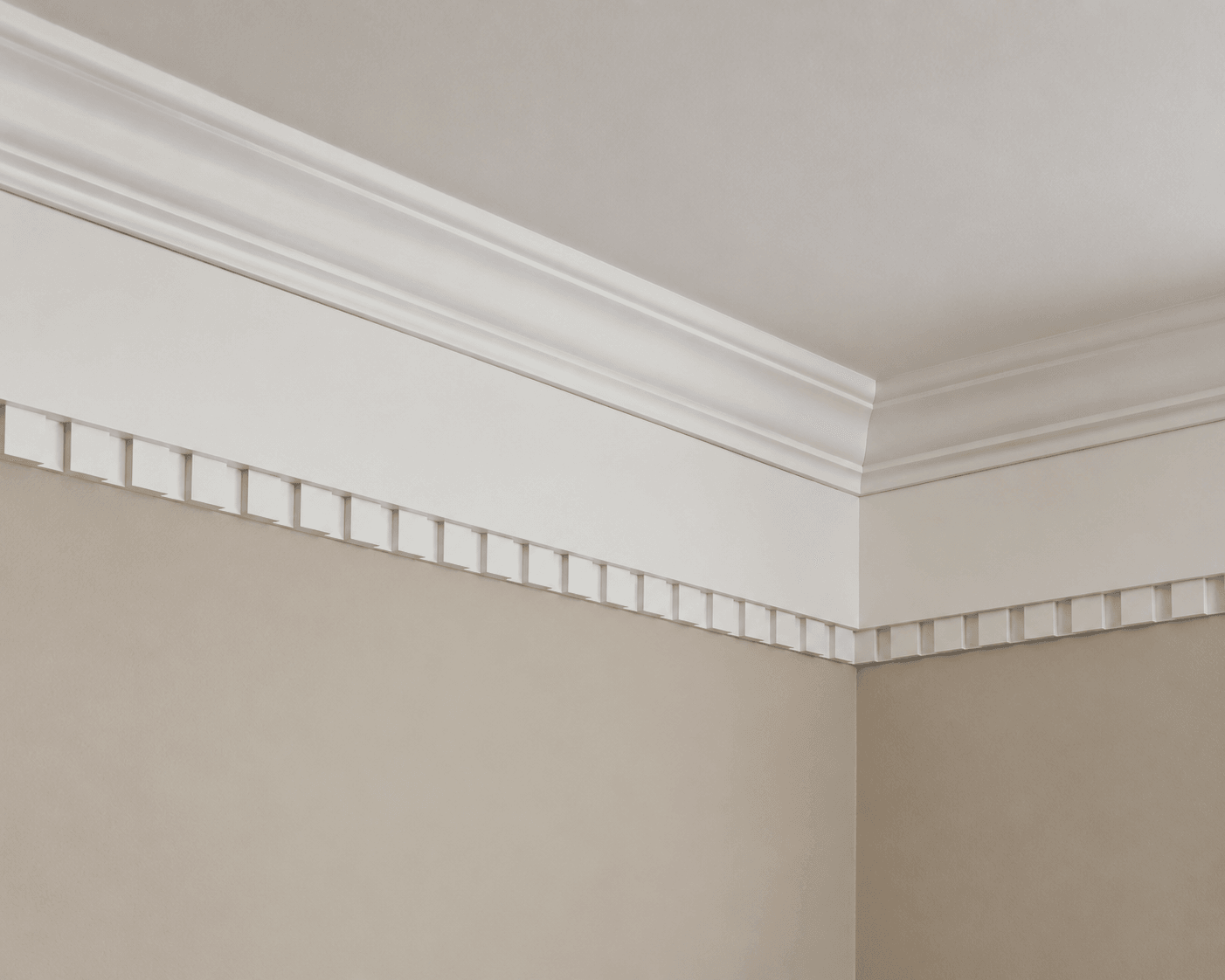 Stepped box-up crown — illustrative design
