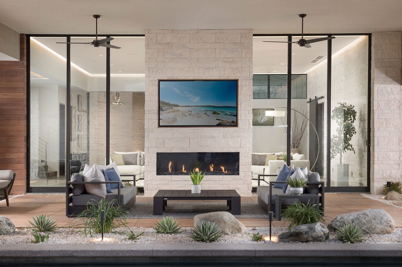 Western Window Systems Series 7600 Multi-Slide Door