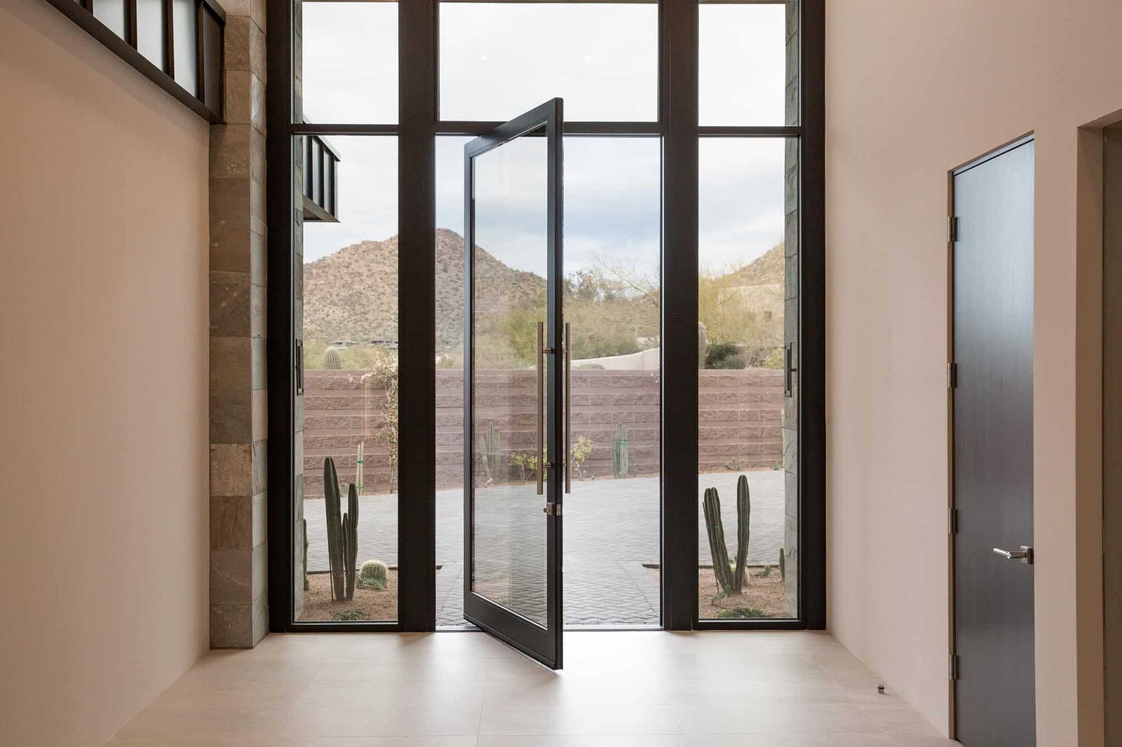 Western Window Systems Series 980 Pivot Door